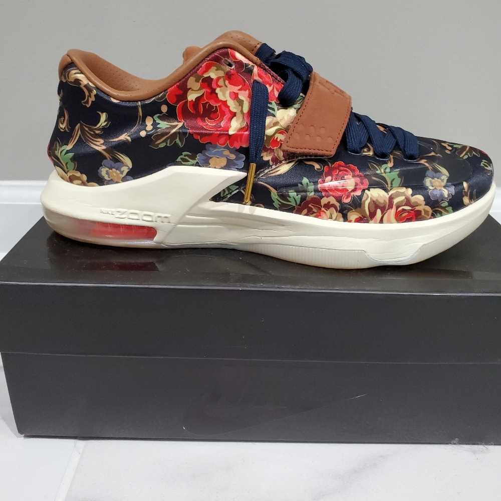 Nike KDs